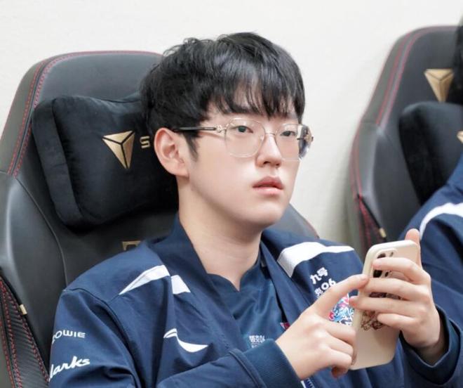 Scout重返赛场，领先优势明显首场状态出色，热火观众沸腾！